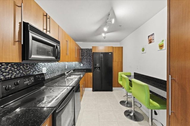 3001 S Ocean Drive 647, Hollywood, FL 33019