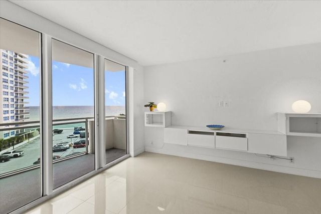 3001 S Ocean Drive 647, Hollywood, FL 33019