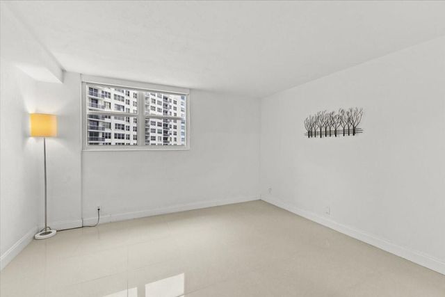 3001 S Ocean Drive 647, Hollywood, FL 33019