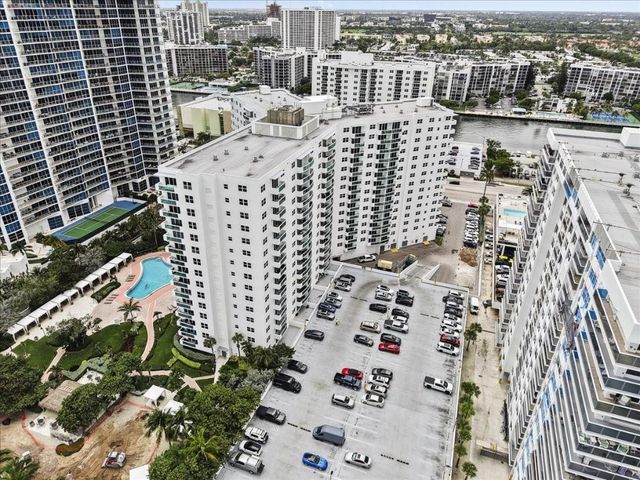 3001 S Ocean Drive 647, Hollywood, FL 33019