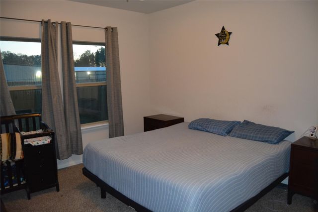 17616 Cedar Crest Drive, Conroe, TX 77306