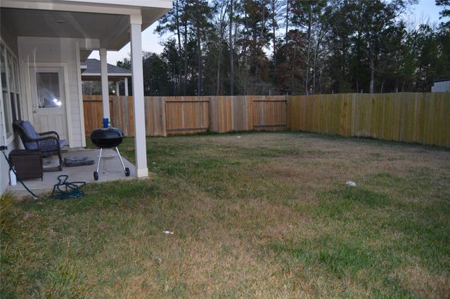 17616 Cedar Crest Drive, Conroe, TX 77306