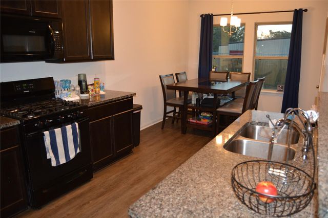 17616 Cedar Crest Drive, Conroe, TX 77306