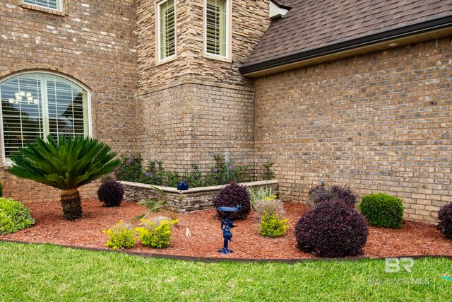 9357 Lakeview Drive, Foley, AL 36535