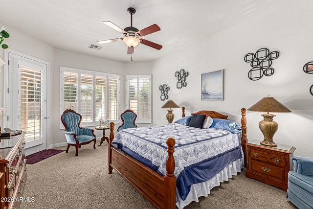 5703 W HEDGEHOG Place, Phoenix, AZ 85083