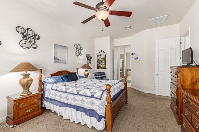 5703 W HEDGEHOG Place, Phoenix, AZ 85083