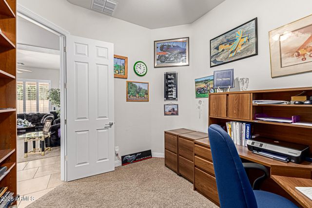 5703 W HEDGEHOG Place, Phoenix, AZ 85083