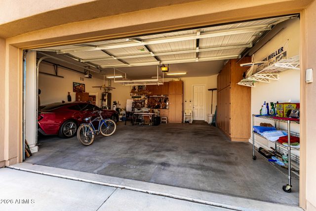 5703 W HEDGEHOG Place, Phoenix, AZ 85083