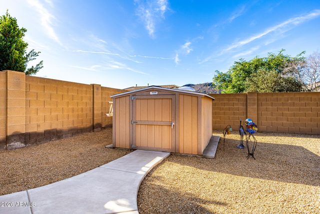 5703 W HEDGEHOG Place, Phoenix, AZ 85083
