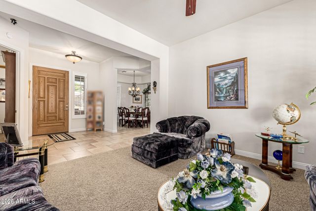 5703 W HEDGEHOG Place, Phoenix, AZ 85083