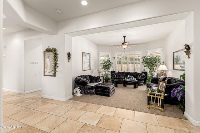 5703 W HEDGEHOG Place, Phoenix, AZ 85083