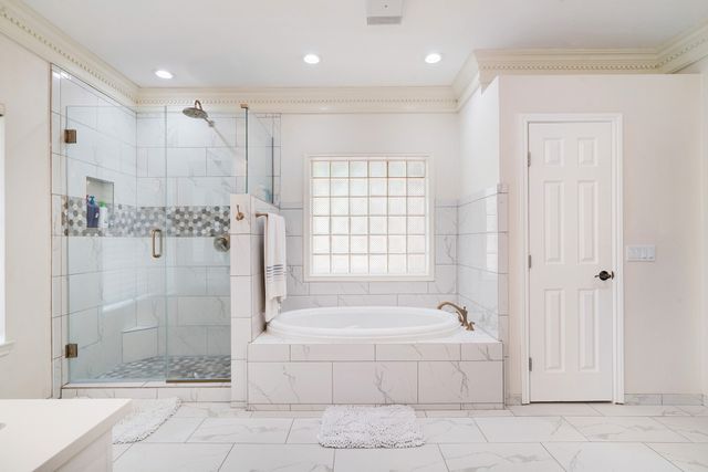 3035 Oak Creek Drive, Paris, TX 75462
