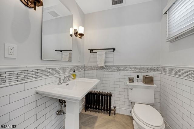 228 Miller Rd, Mahwah Twp., NJ 07430