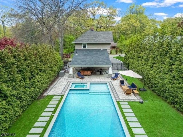 228 Miller Rd, Mahwah Twp., NJ 07430