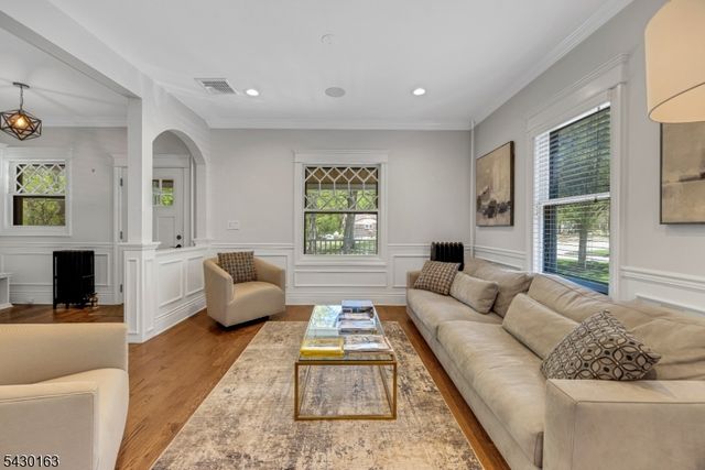 228 Miller Rd, Mahwah Twp., NJ 07430