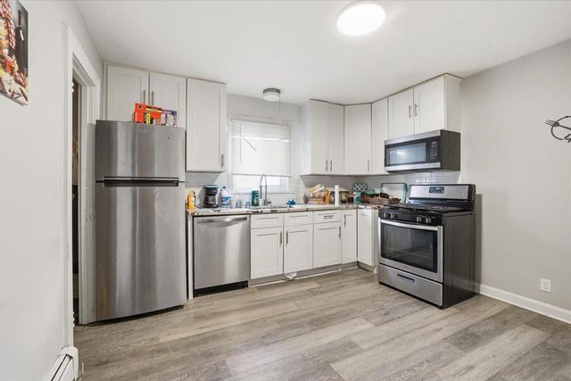 4709 W Leon TERRACE, Milwaukee, WI 53216