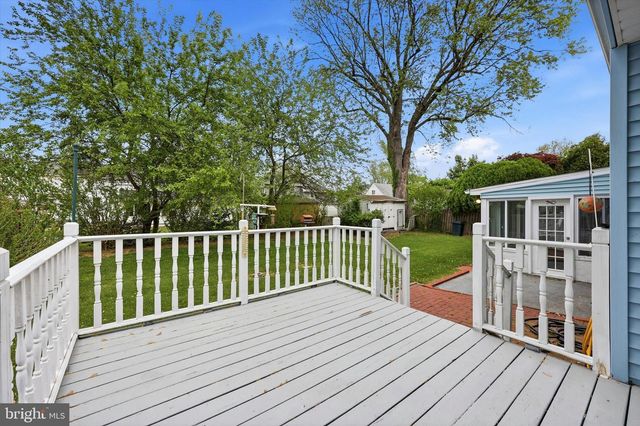 24 BARCLAY DR, Pennsville, NJ 08070