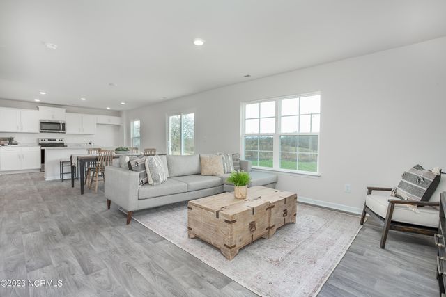 4009 Atlantic Avenue, New Bern, NC 28560