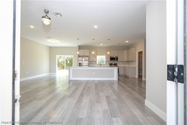 7916 GRANADA Road, Sebring, FL 33876