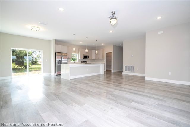 7916 GRANADA Road, Sebring, FL 33876