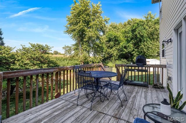 908 Amesbury Court, Belleville, IL 62221
