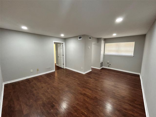 8723 Ilona 2, Houston, TX 77025