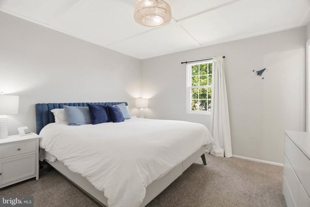 807 OAKWOOD RD, Glen Burnie, MD 21061
