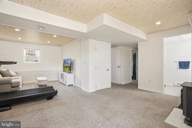 807 OAKWOOD RD, Glen Burnie, MD 21061