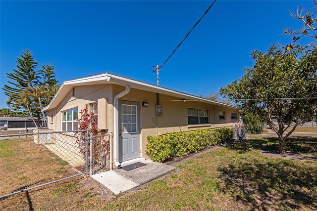 5407 3RD STREET W, Bradenton, FL 34207