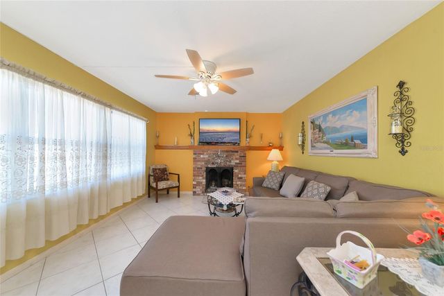 5407 3RD STREET W, Bradenton, FL 34207