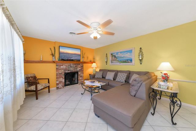 5407 3RD STREET W, Bradenton, FL 34207