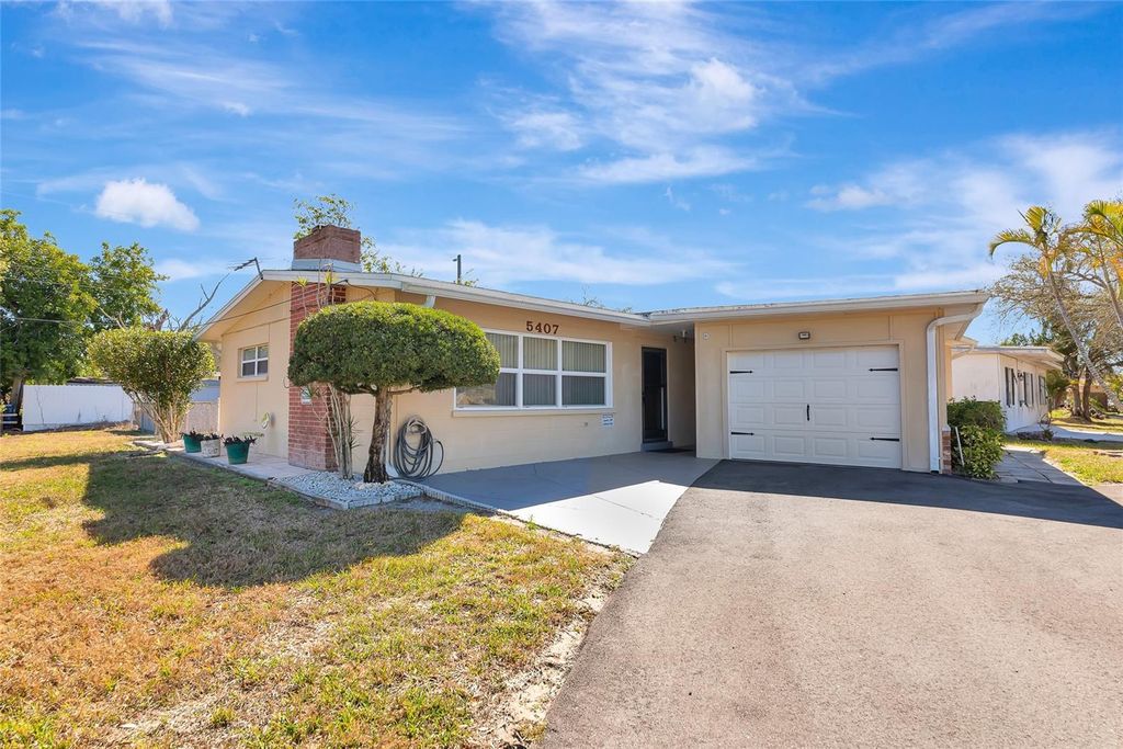 5407 3RD STREET W, Bradenton, FL 34207