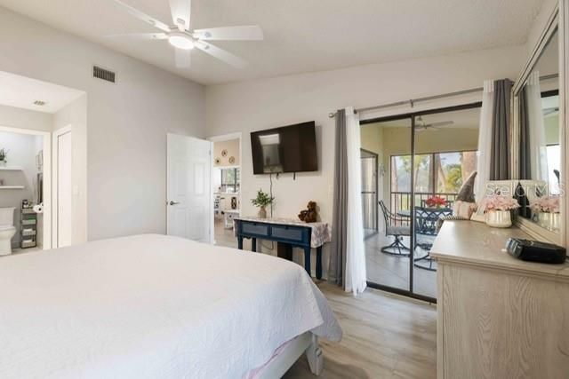 4482 WEYBRIDGE 62, Sarasota, FL 34235