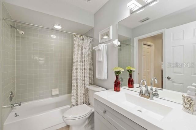 4482 WEYBRIDGE 62, Sarasota, FL 34235