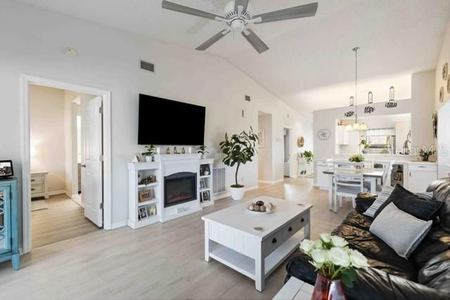 4482 WEYBRIDGE 62, Sarasota, FL 34235