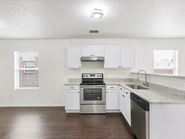 4816 Waterford Drive, Fort Worth, TX 76179
