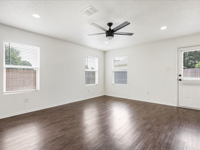 4816 Waterford Drive, Fort Worth, TX 76179