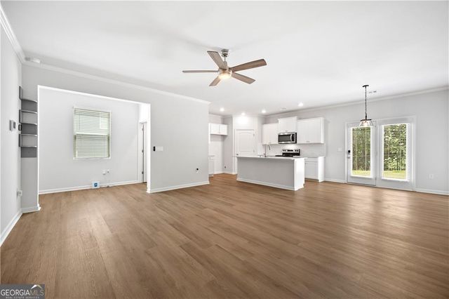 6710 Corryton Street, Flowery Branch, GA 30542
