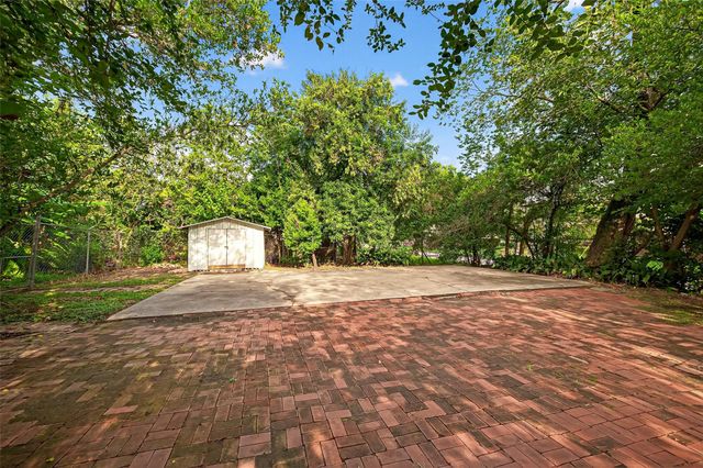 4628 Roseneath Drive A, Houston, TX 77021