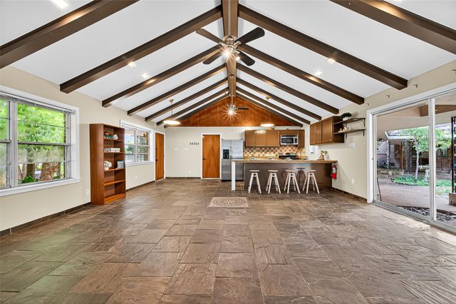 4628 Roseneath Drive A, Houston, TX 77021