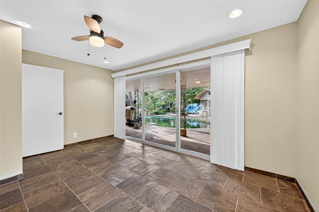 4628 Roseneath Drive A, Houston, TX 77021