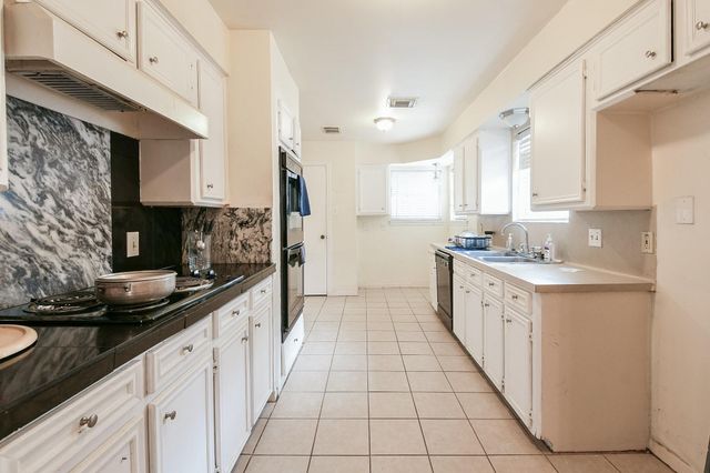 3018 Apple Valley Lane, Missouri City, TX 77459