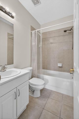 6549 Diamond Springs Terrace 2003, West Palm Beach, FL 33411