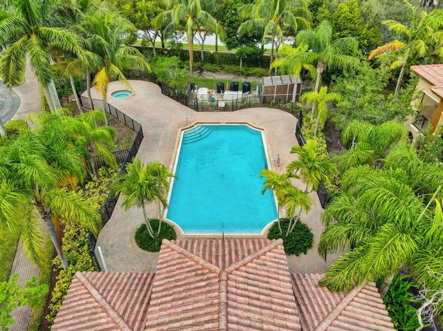 6549 Diamond Springs Terrace 2003, West Palm Beach, FL 33411