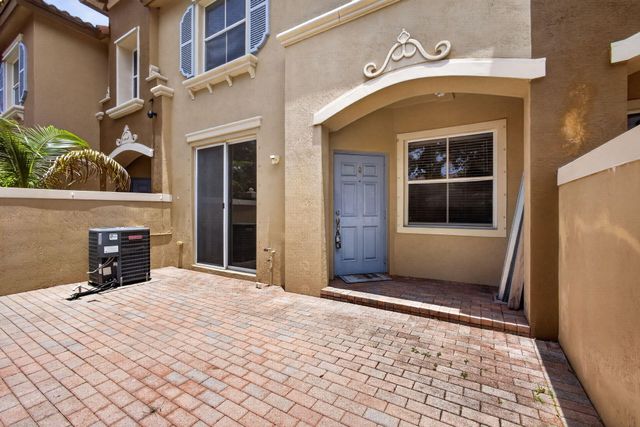 6549 Diamond Springs Terrace 2003, West Palm Beach, FL 33411