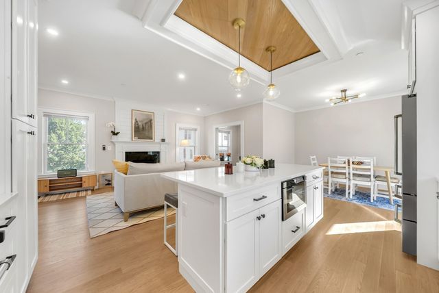 264 Pearl St. 2, Newton, MA 02458