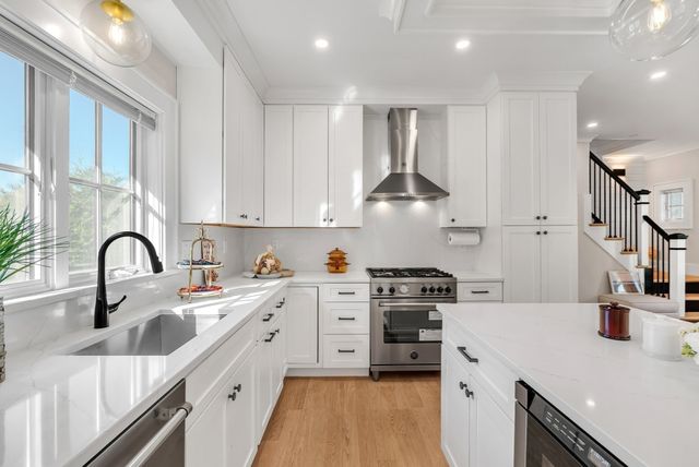 264 Pearl St. 2, Newton, MA 02458