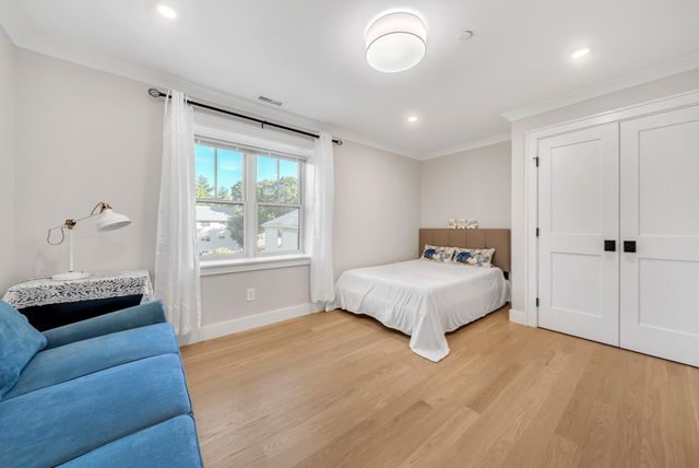 264 Pearl St. 2, Newton, MA 02458