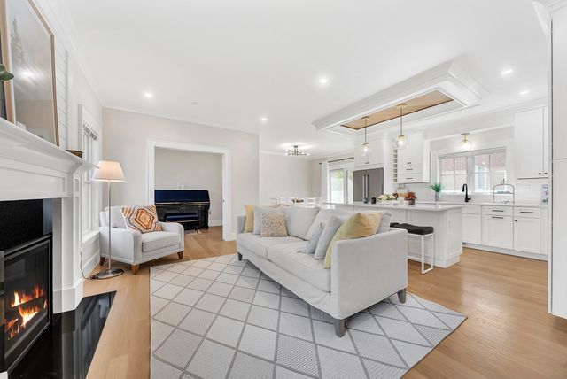 264 Pearl St. 2, Newton, MA 02458