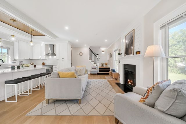 264 Pearl St. 2, Newton, MA 02458